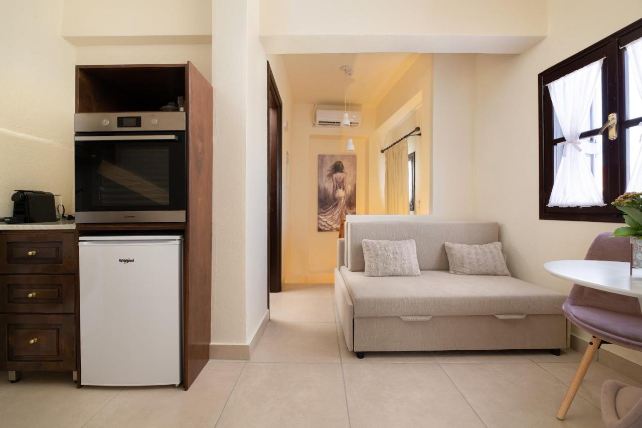 Apartment To Rodi